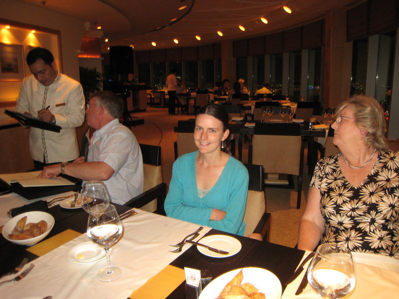 01-abu-dhabi-revolving-restaurant.jpg