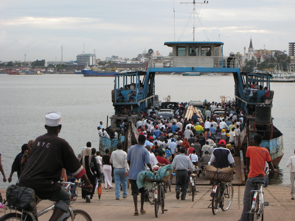 01-car-ferry.jpg