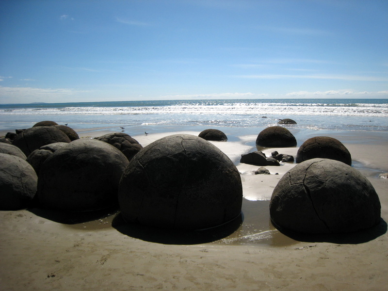 08-new-zealand-south-island-oamaru-penguin-boulders.jpg